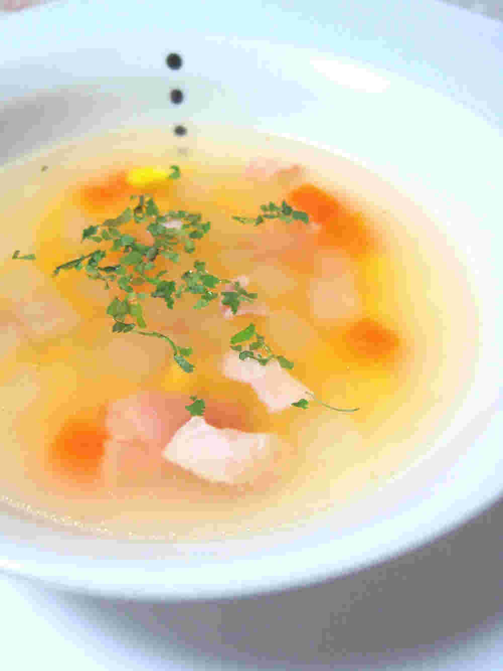 大根入り野菜コンソメスープ