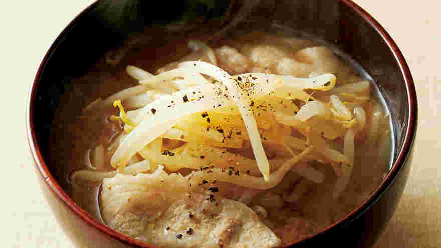 豚肉の味噌汁画像