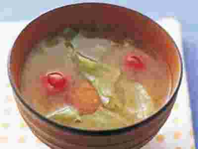 レタスとミニトマトの味噌汁画像