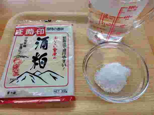 酒粕甘酒の材料