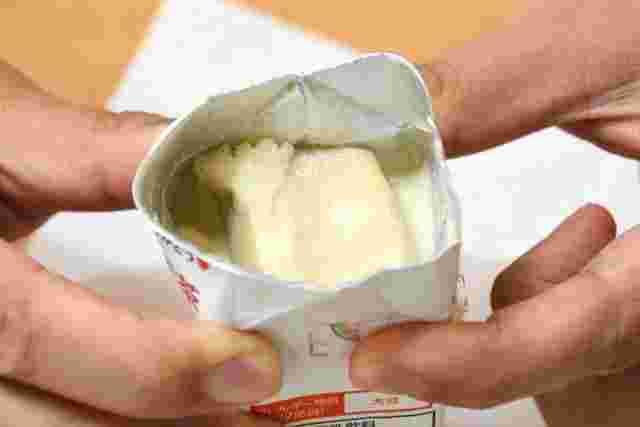 豆乳を冷凍で凍らせたもの