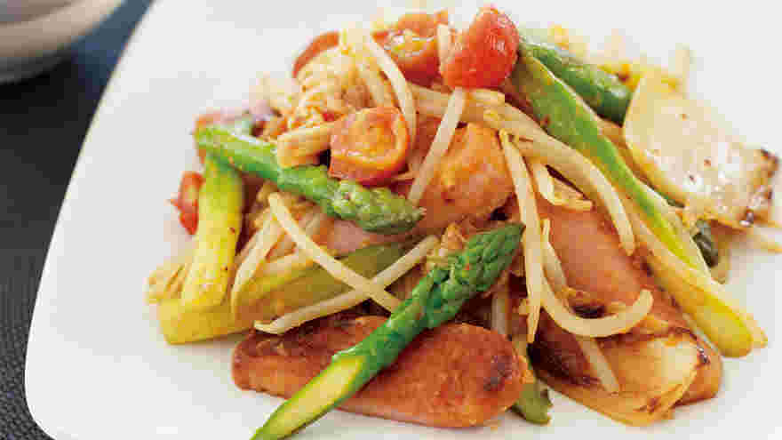 魚肉ソーセージの野菜炒め