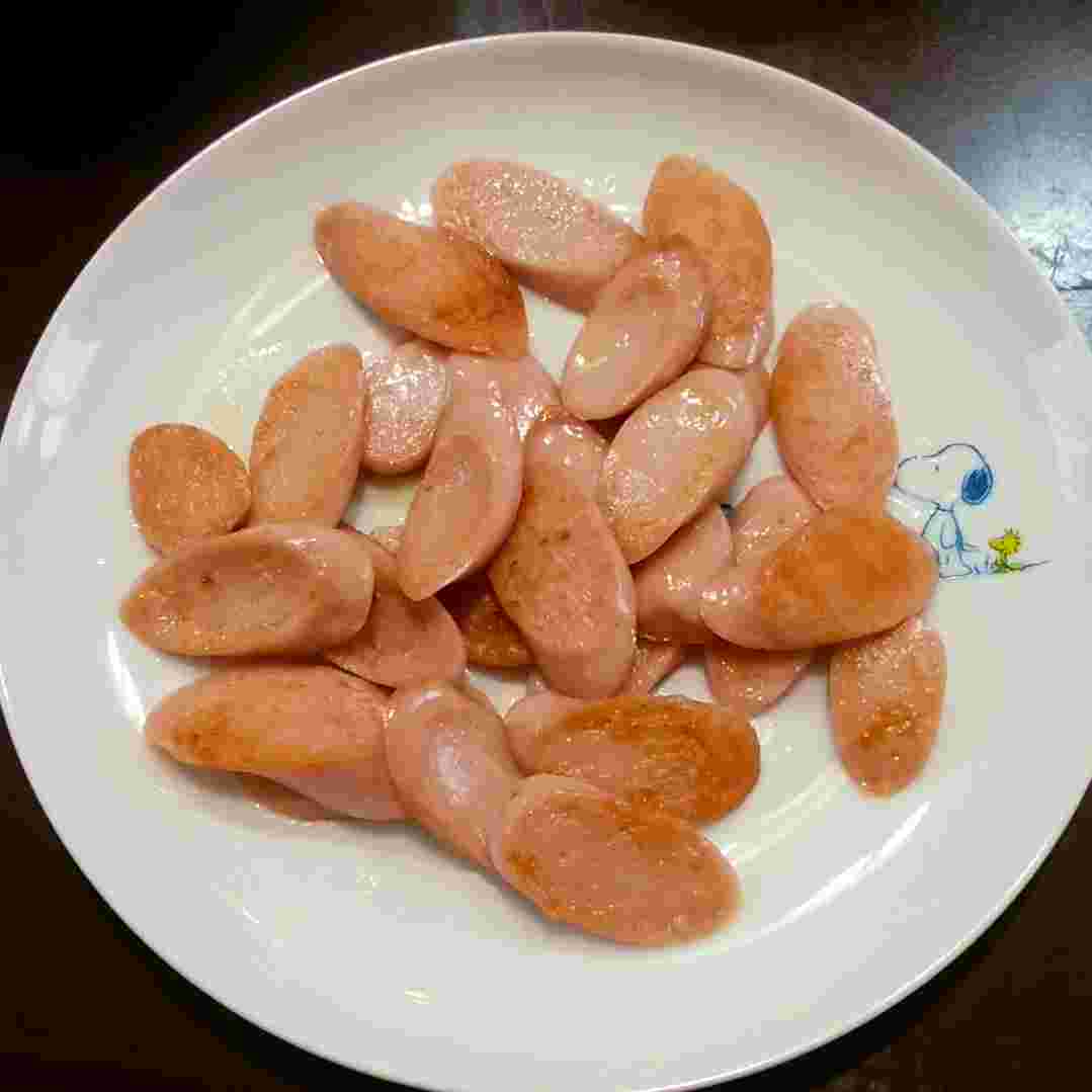 魚肉ソーセージの炒め物