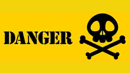 DANGERとドクロマークが描かれた画像