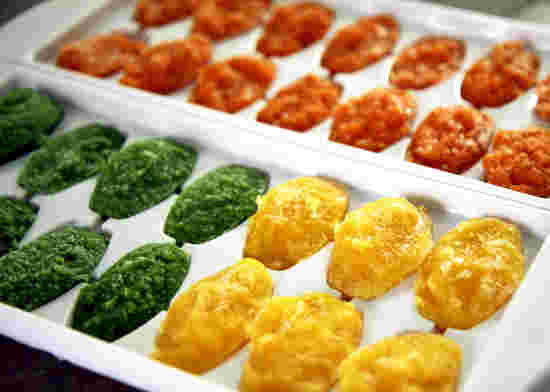 野菜のすりおろしを製氷皿で冷凍