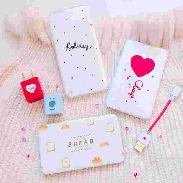 ダイソー×フリューコラボ商品