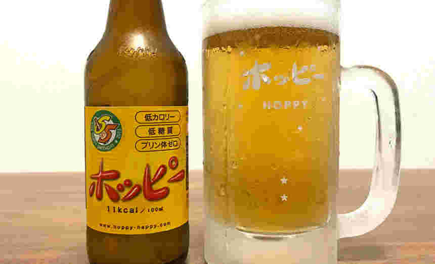 ホッピー330のボトルとジョッキ