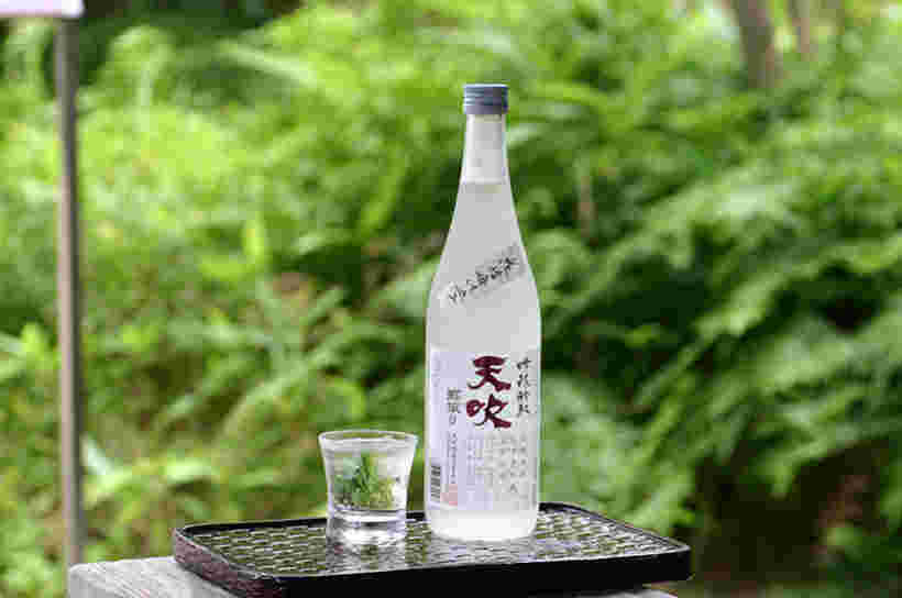 粕取り焼酎「天吹」のボトル