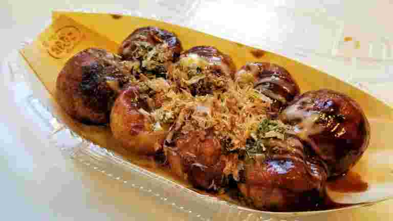 銀だこのたこ焼きひと舟
