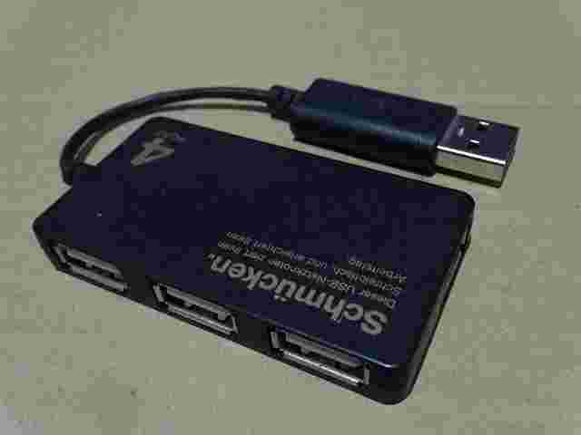 USBハブ