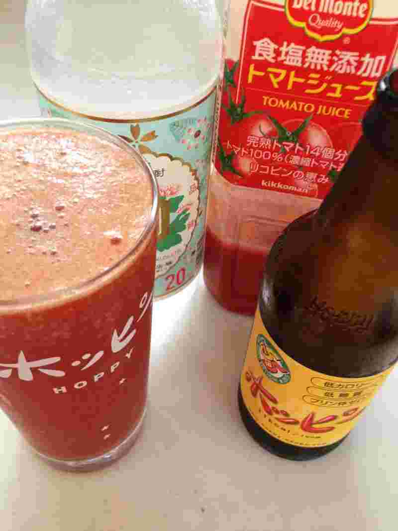 ホッピーレッドアイとホッピー・焼酎・トマトジュースのボトル