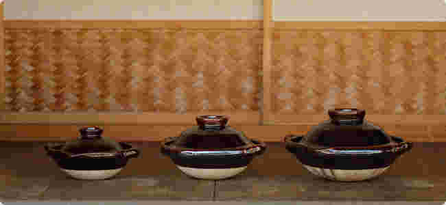 サイズの違う3つの土鍋