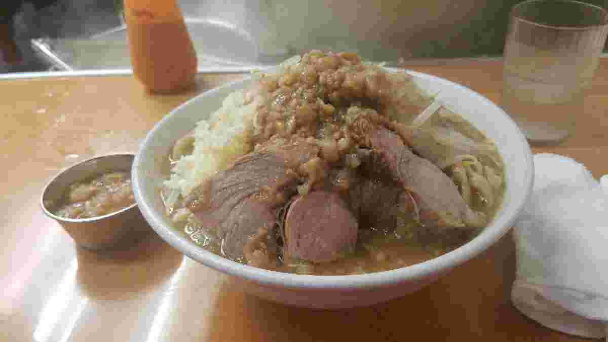 ラーメン荘歴史を刻めのラーメン