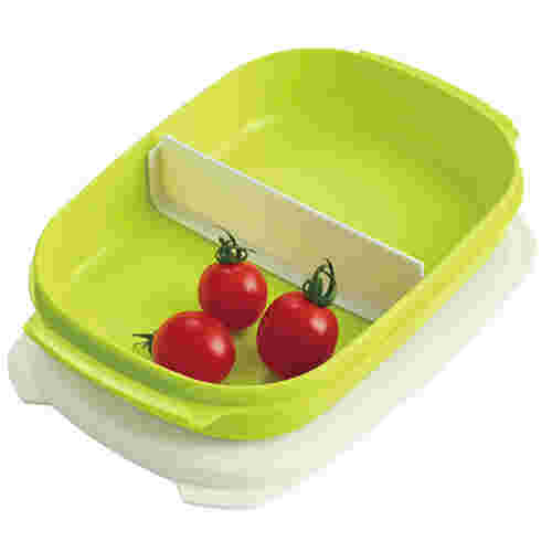 緑色のお弁当のタッパー