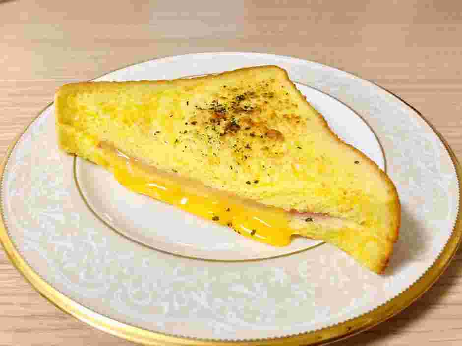 フレンチトーストハムチーズ