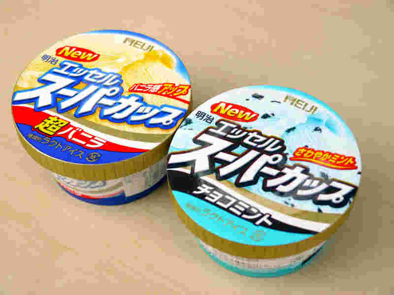 店頭で販売されているアイスの様子