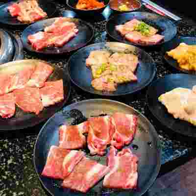 あみやき亭のお肉