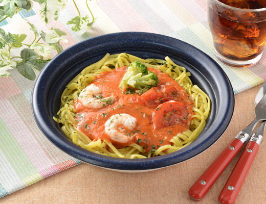 高リコピントマトクリームと海老のパスタ