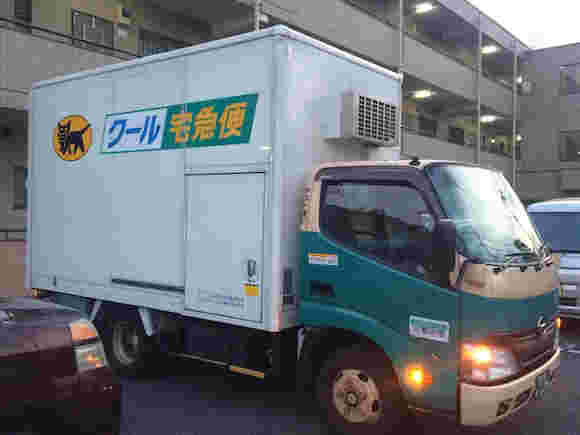 クロネコヤマトの配送車