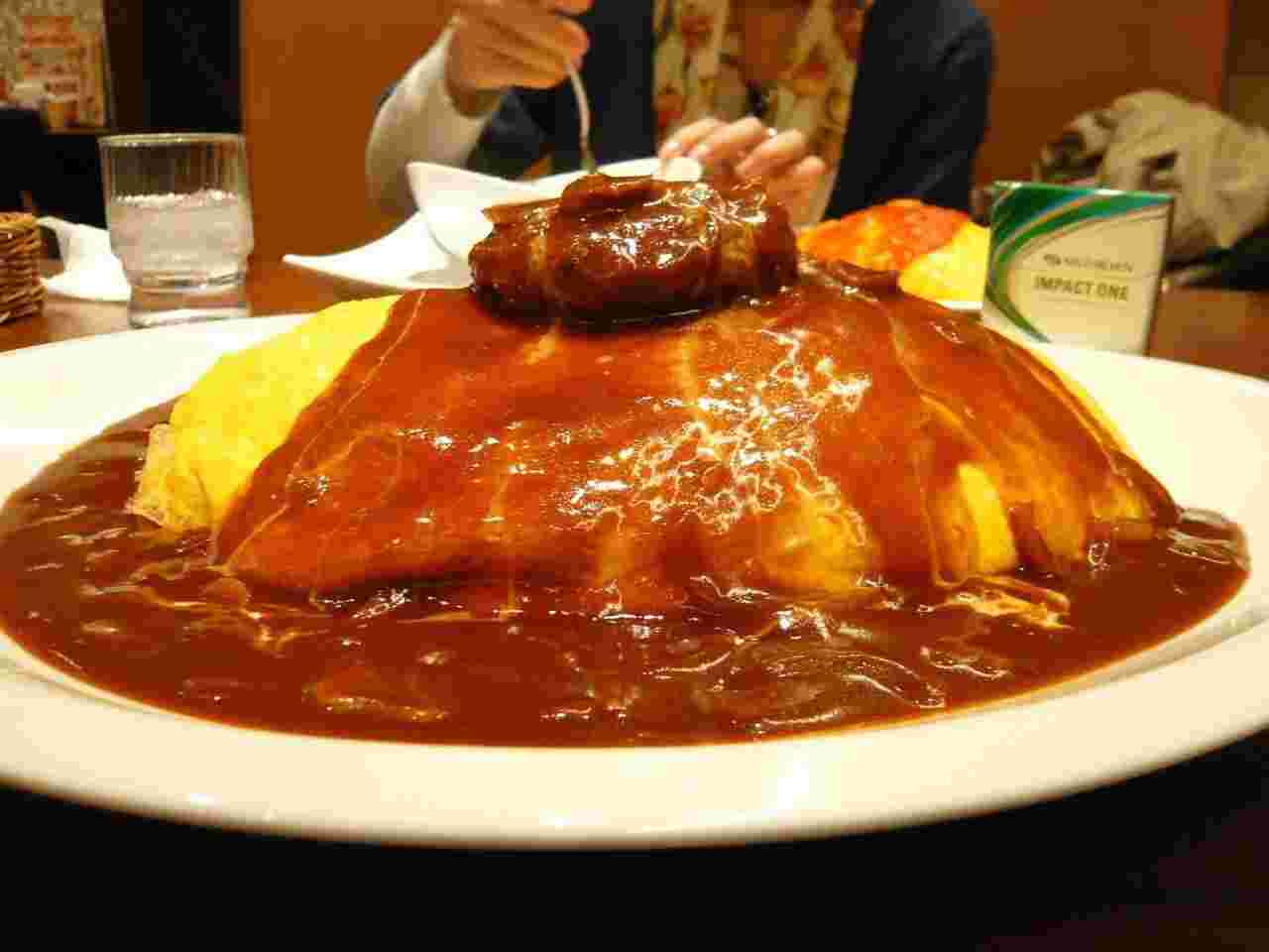 ポムの樹のLサイズのオムライス