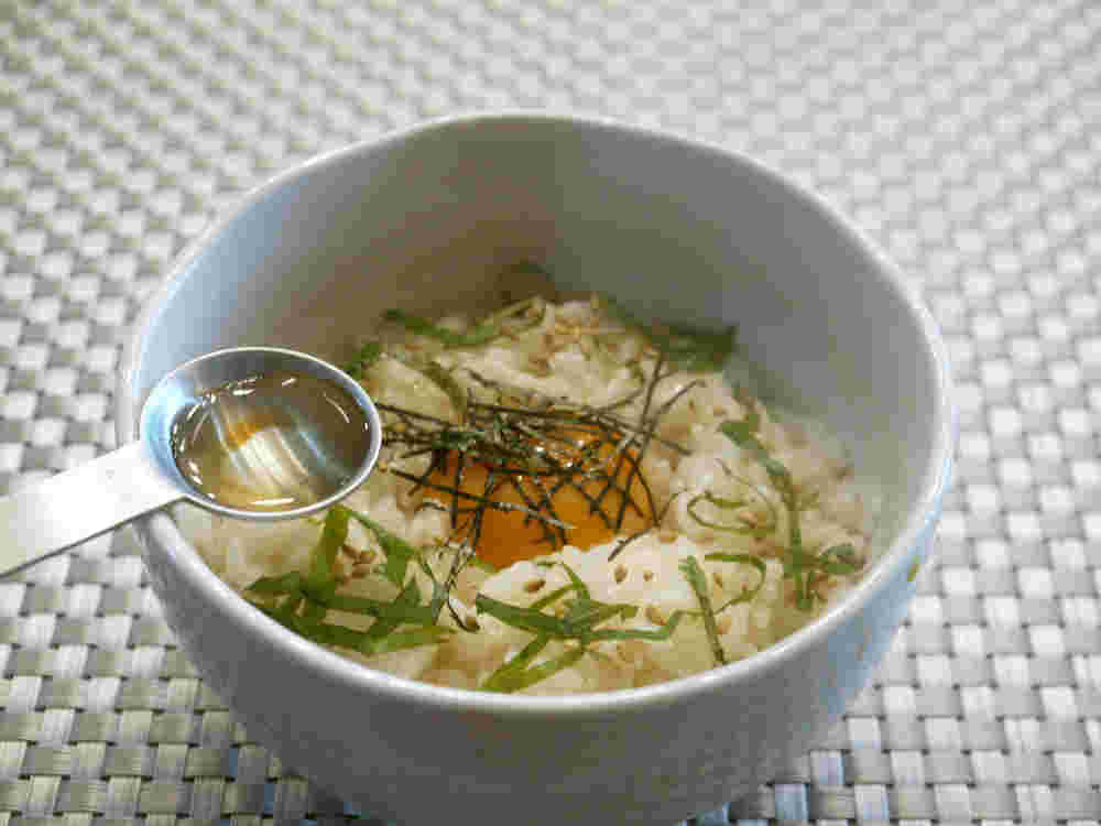 卵かけご飯にえごま油