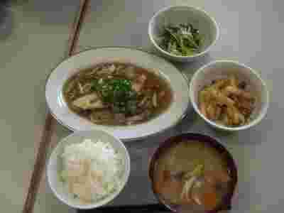 なすひかりとおかずの食卓