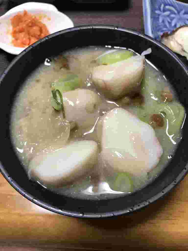 里芋の味噌汁
