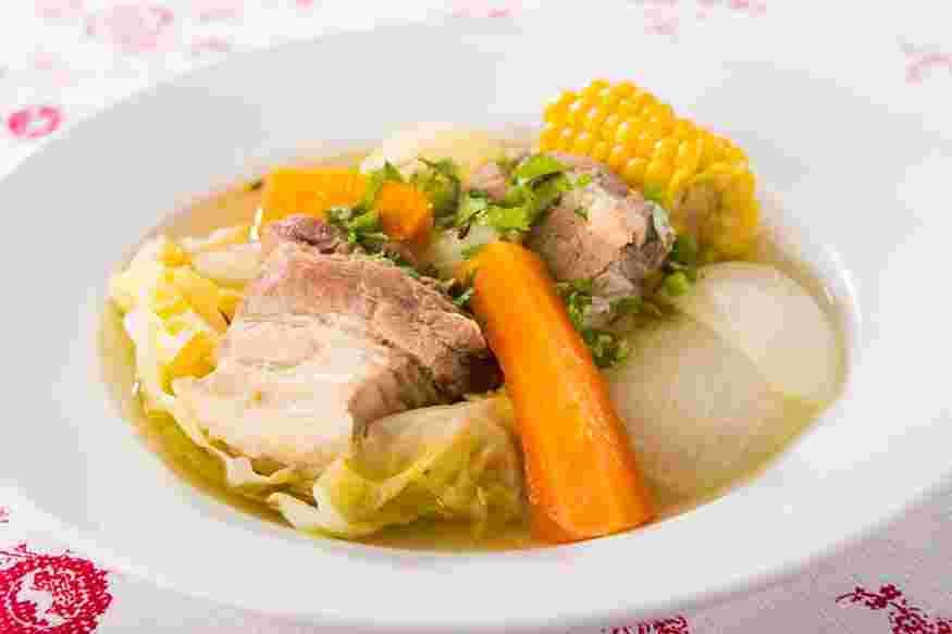 とうもろこしと豚肉のポトフ