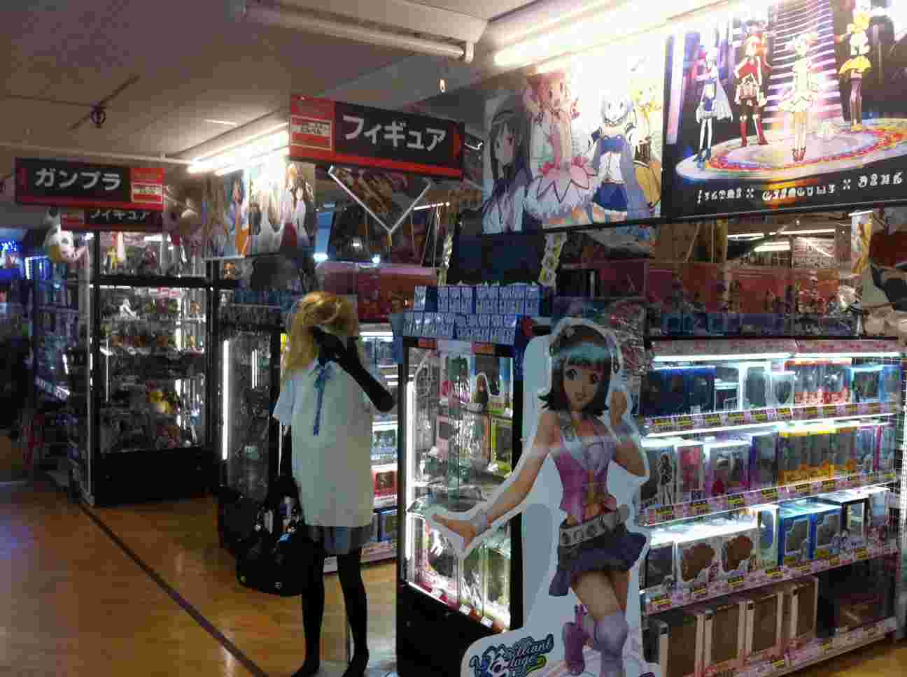 フィギュアコーナー