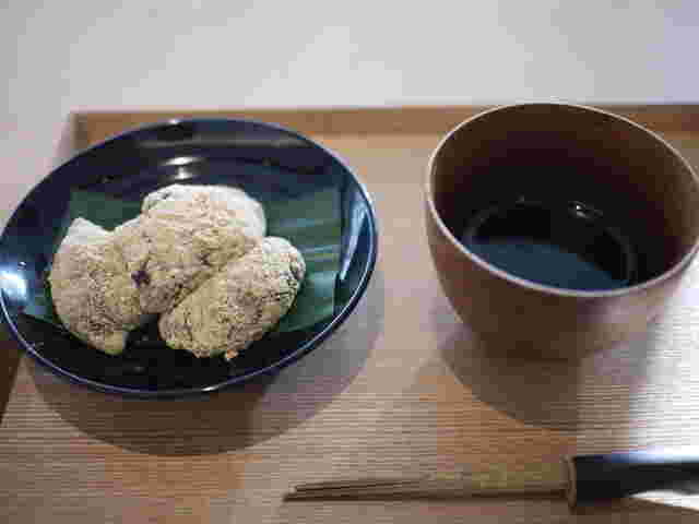 茶洒 金田中のわらび餅