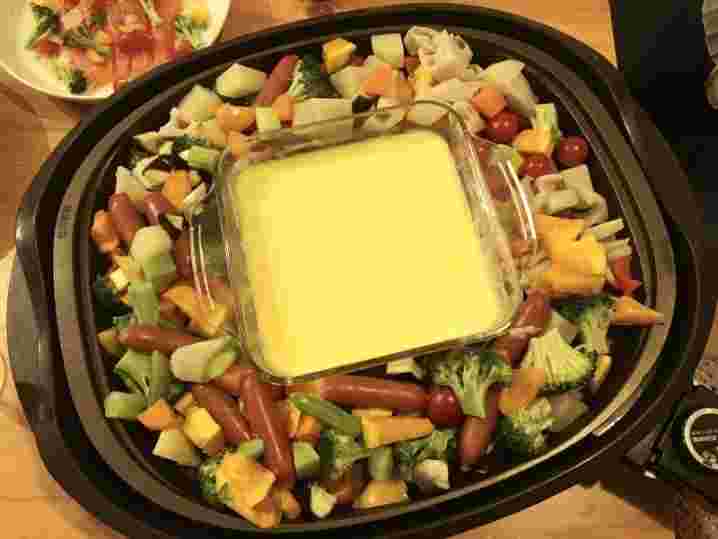 ホットプレートでチーズフォンデュ