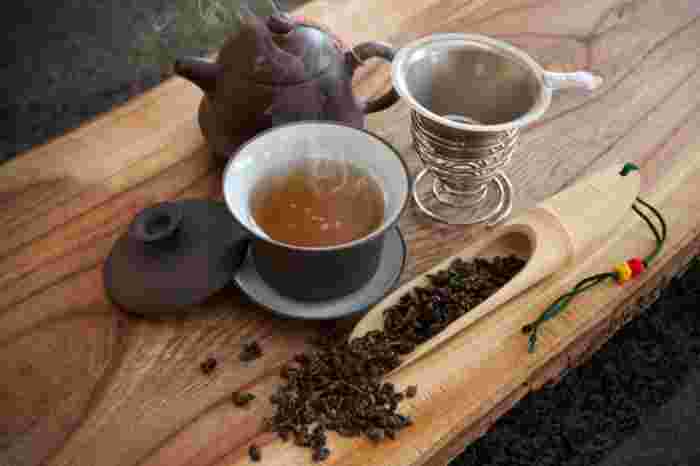 器に入ったお茶