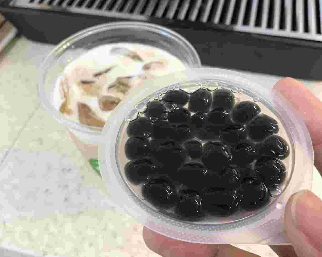 ブラックタピオカ