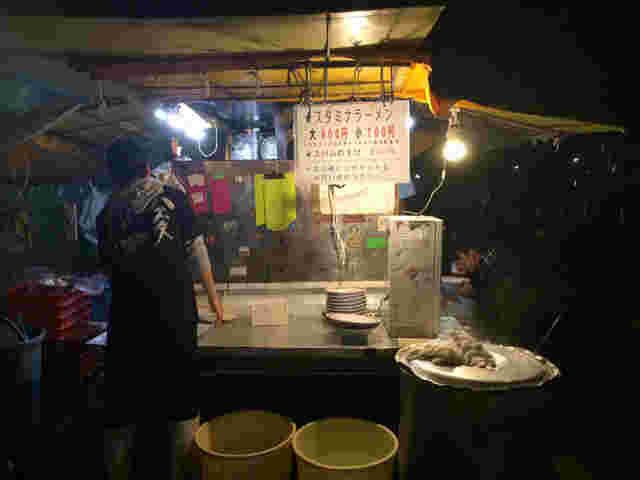 天理スタミナラーメンの屋台