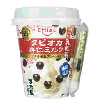 EMIALのタピオカ杏仁ミルク