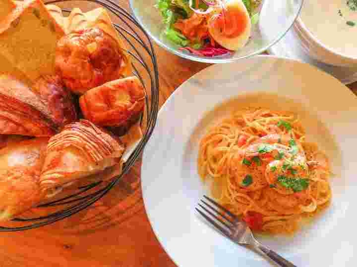 パスタとパン