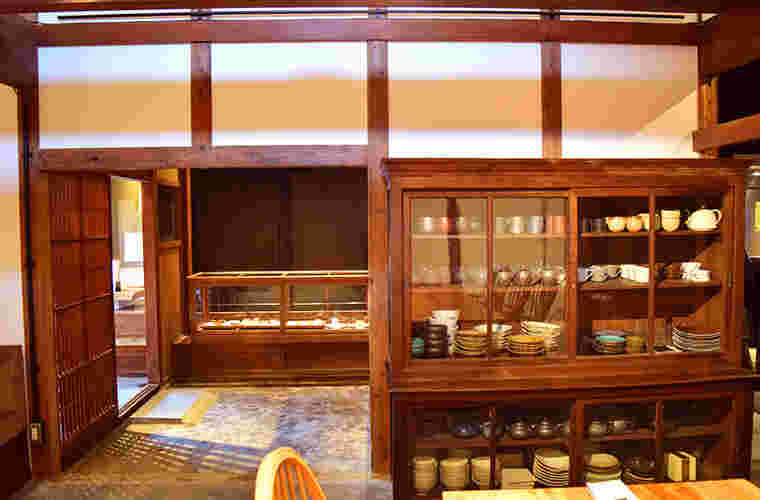 長松店の店内