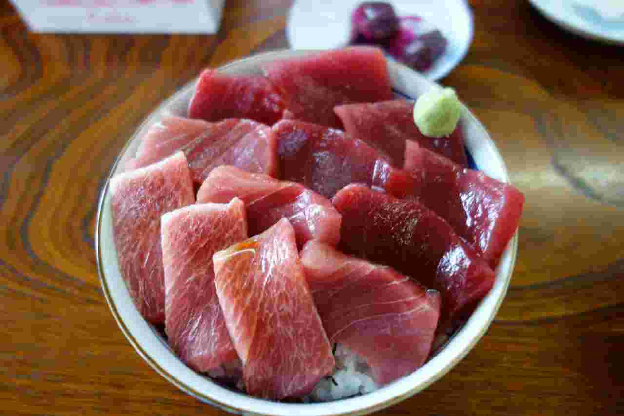 マグロ丼