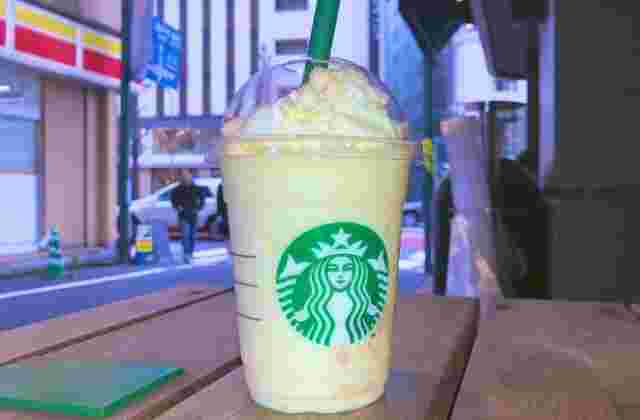 ホワイトチョコレートモカフラペチーノ画像