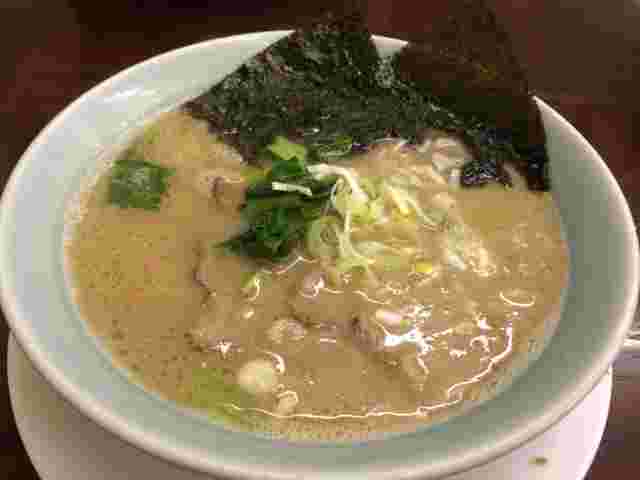 盛られたラーメン