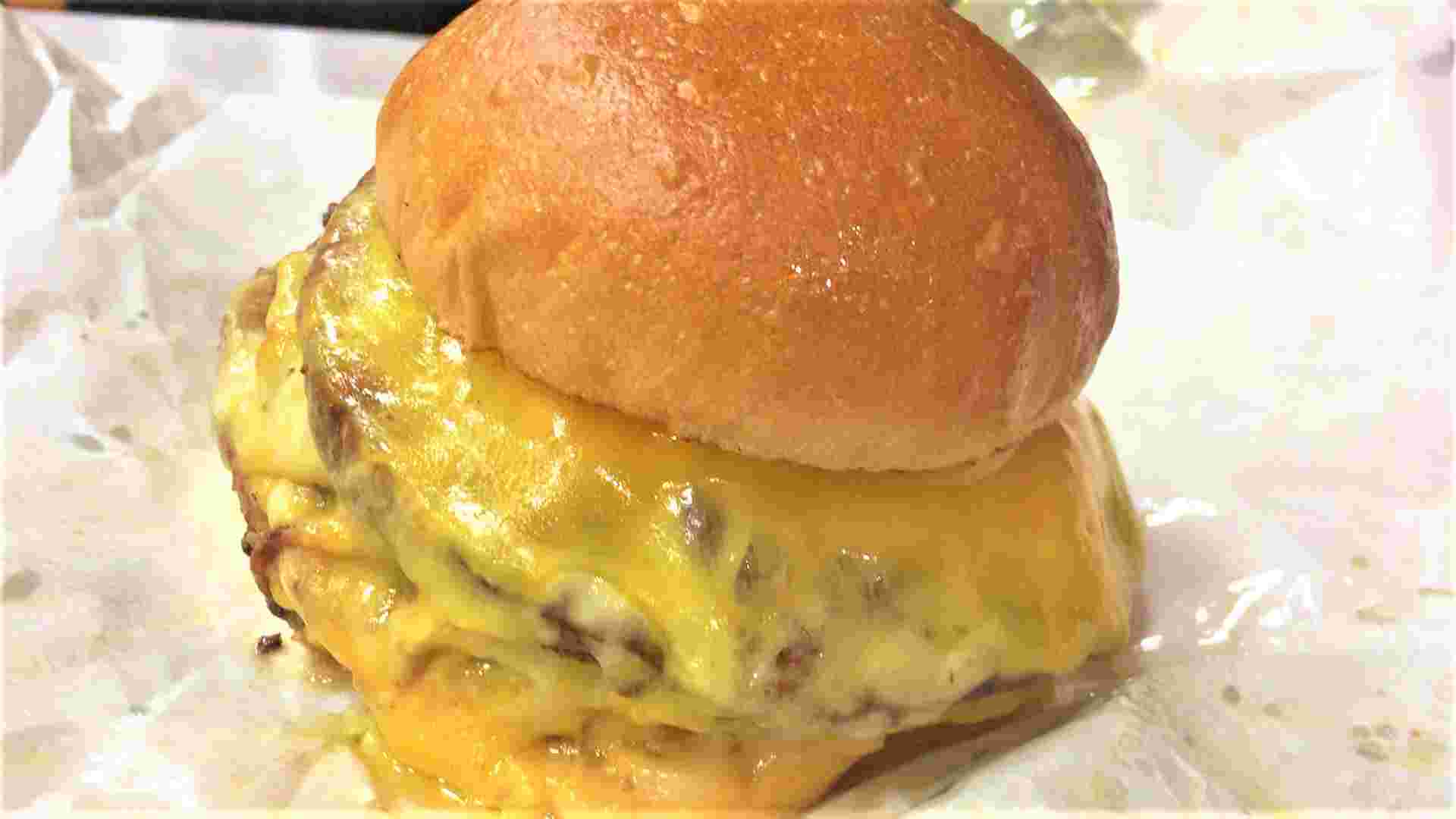 トリプル絶品チーズバーガー