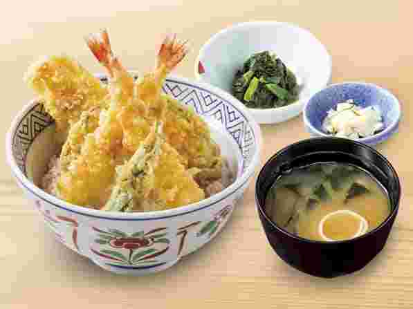 天丼と味噌汁と小鉢