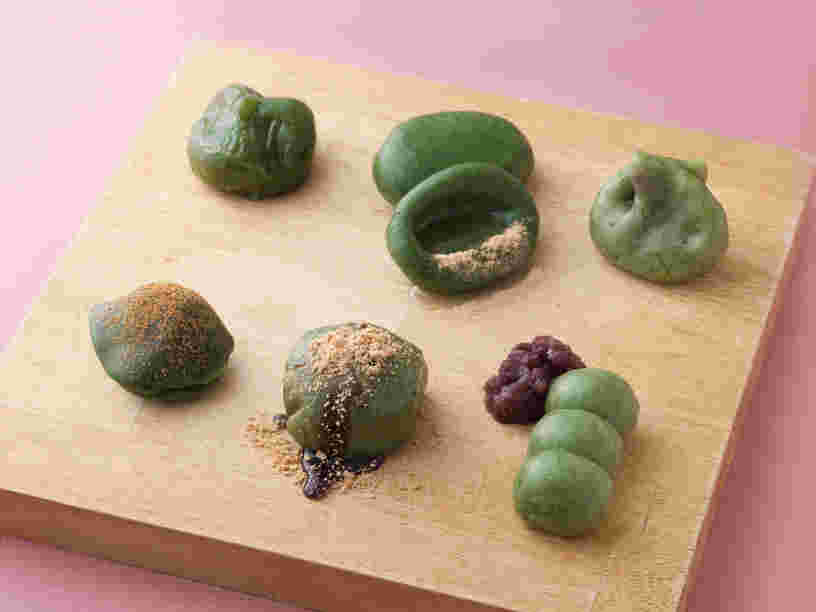 よもぎの独特な風味がする草餅