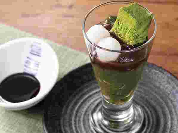 白玉入りの抹茶ゼリー