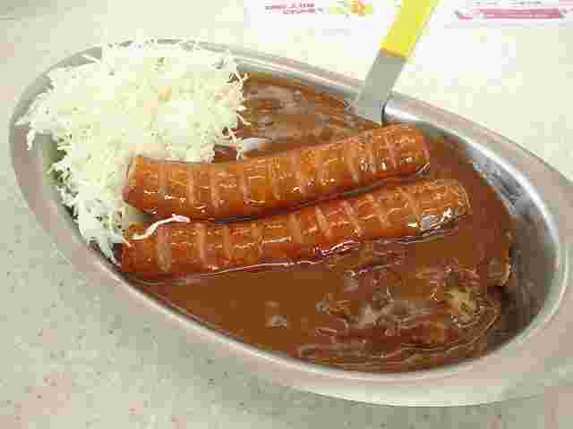 チャンピオンカレーのウインナーカレー