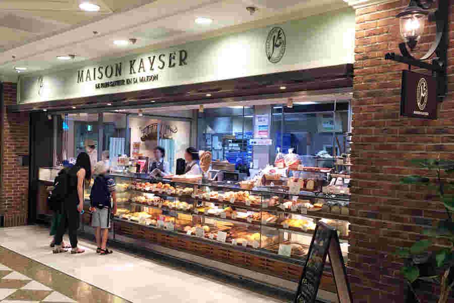 メゾンカイザー池袋サンシャイン店外観
