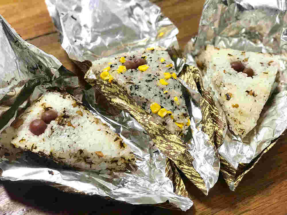 パッケージを剥がした3種類のとん蝶