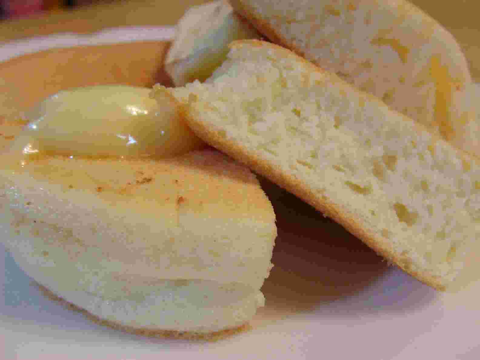 ふんわりと厚みのあるパンケーキ