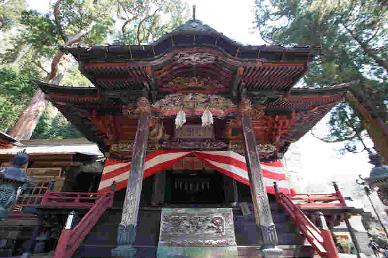 上毛三山の棒名山の神を祀る由緒正しい神社