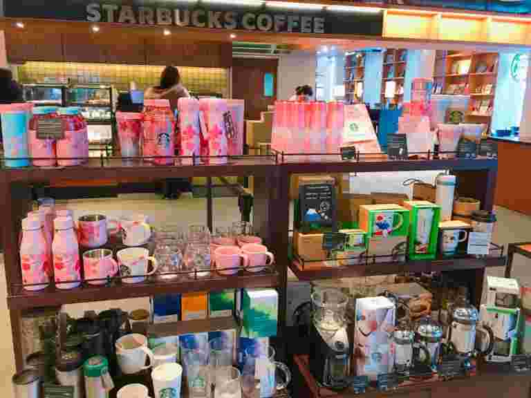 スタバの店頭商品